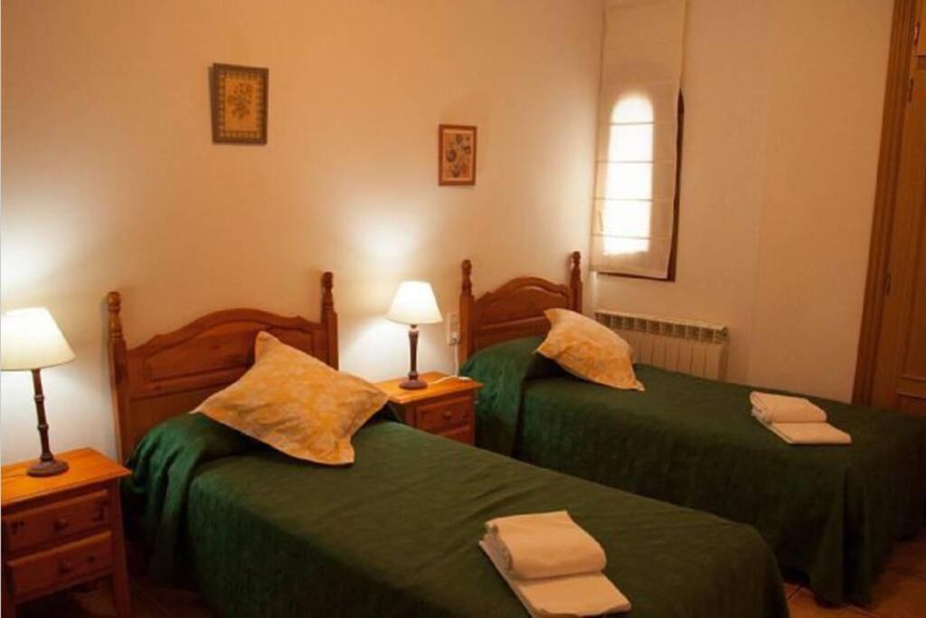 Apartamento San Hipolito Apartment Alquezar Luaran gambar