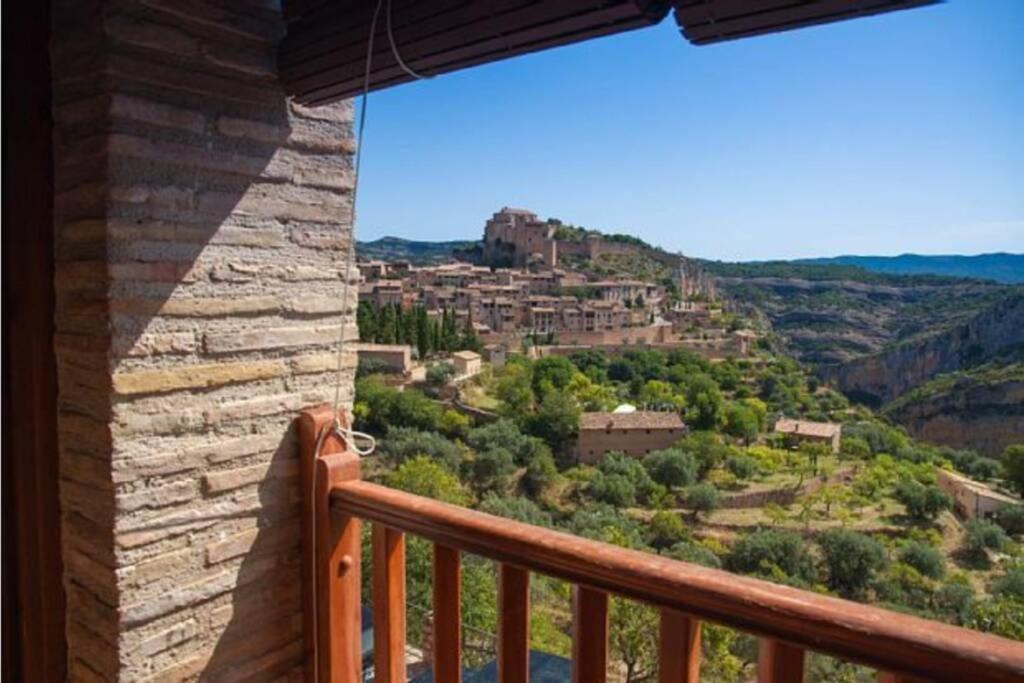 Apartamento San Hipolito Apartment Alquezar Luaran gambar